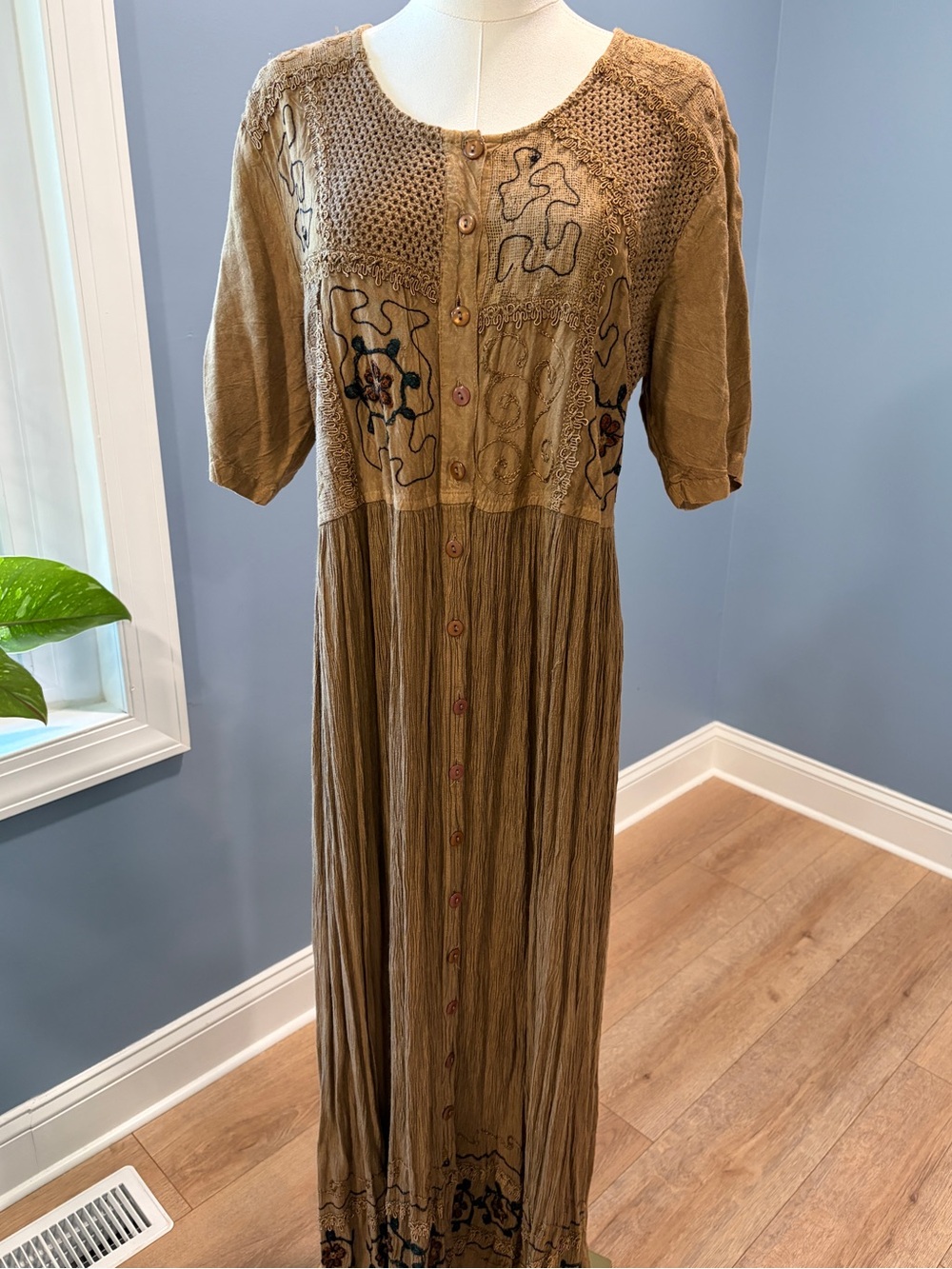 MPH Embroidered Boho Crinkle Maxi Dress Size XL Vintage Cottagecore